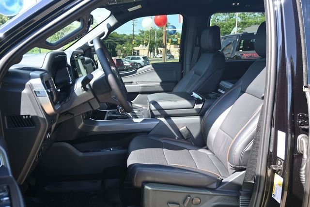 2025 Ford F-150 Lariat - Photo 12