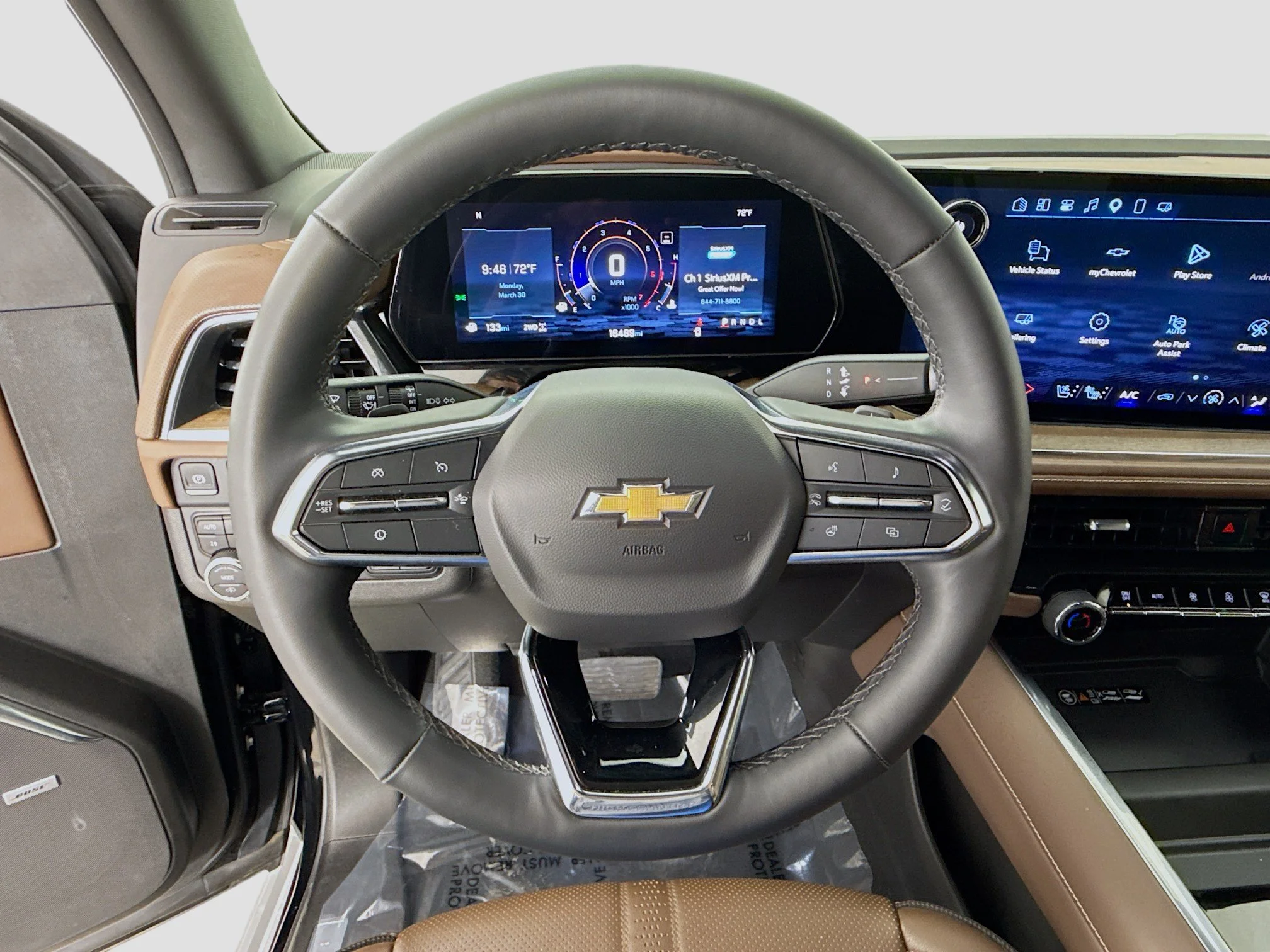 Used 2025 Black Chevrolet High Country image 13