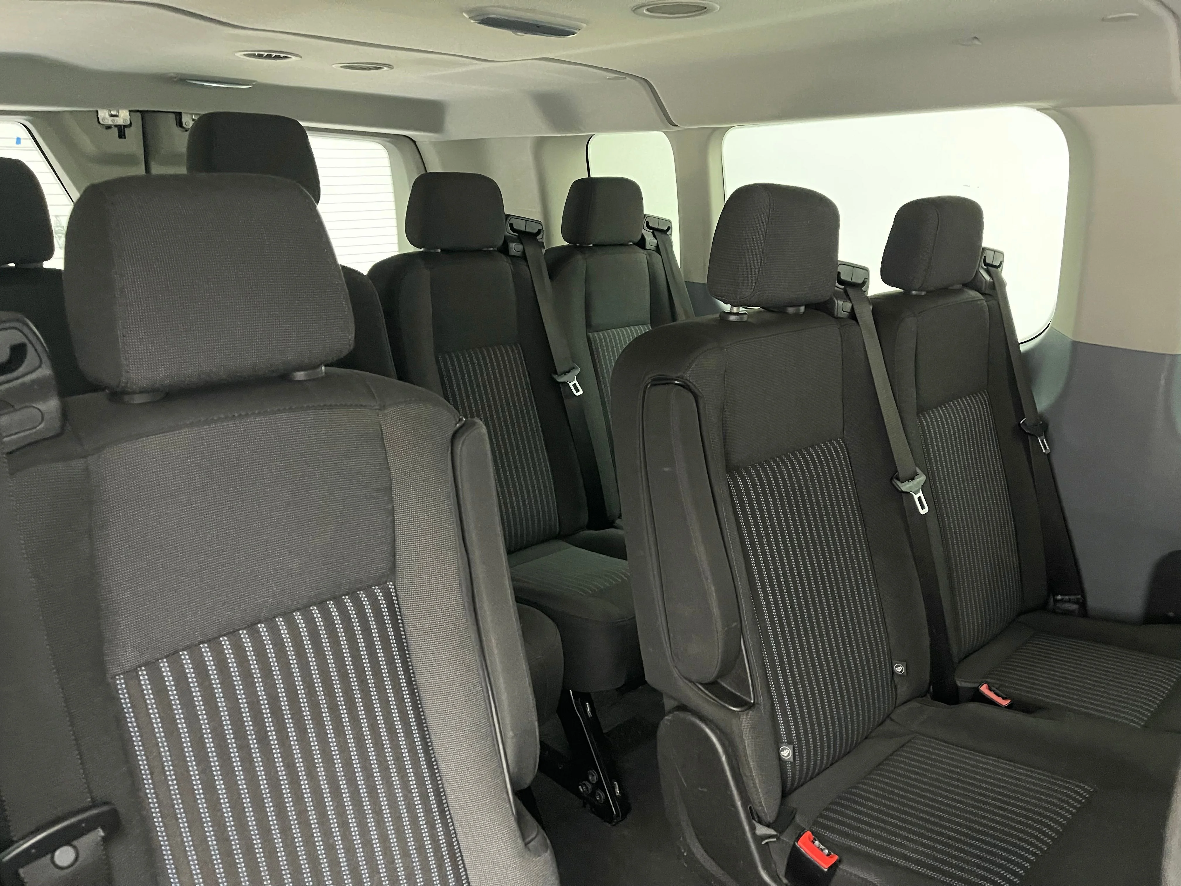 Used 2017 Oxford White Ford XLT image 31