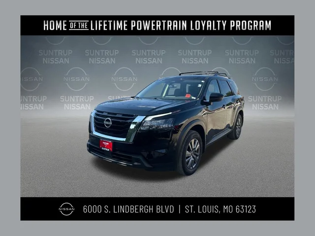 2025 Nissan Pathfinder SV