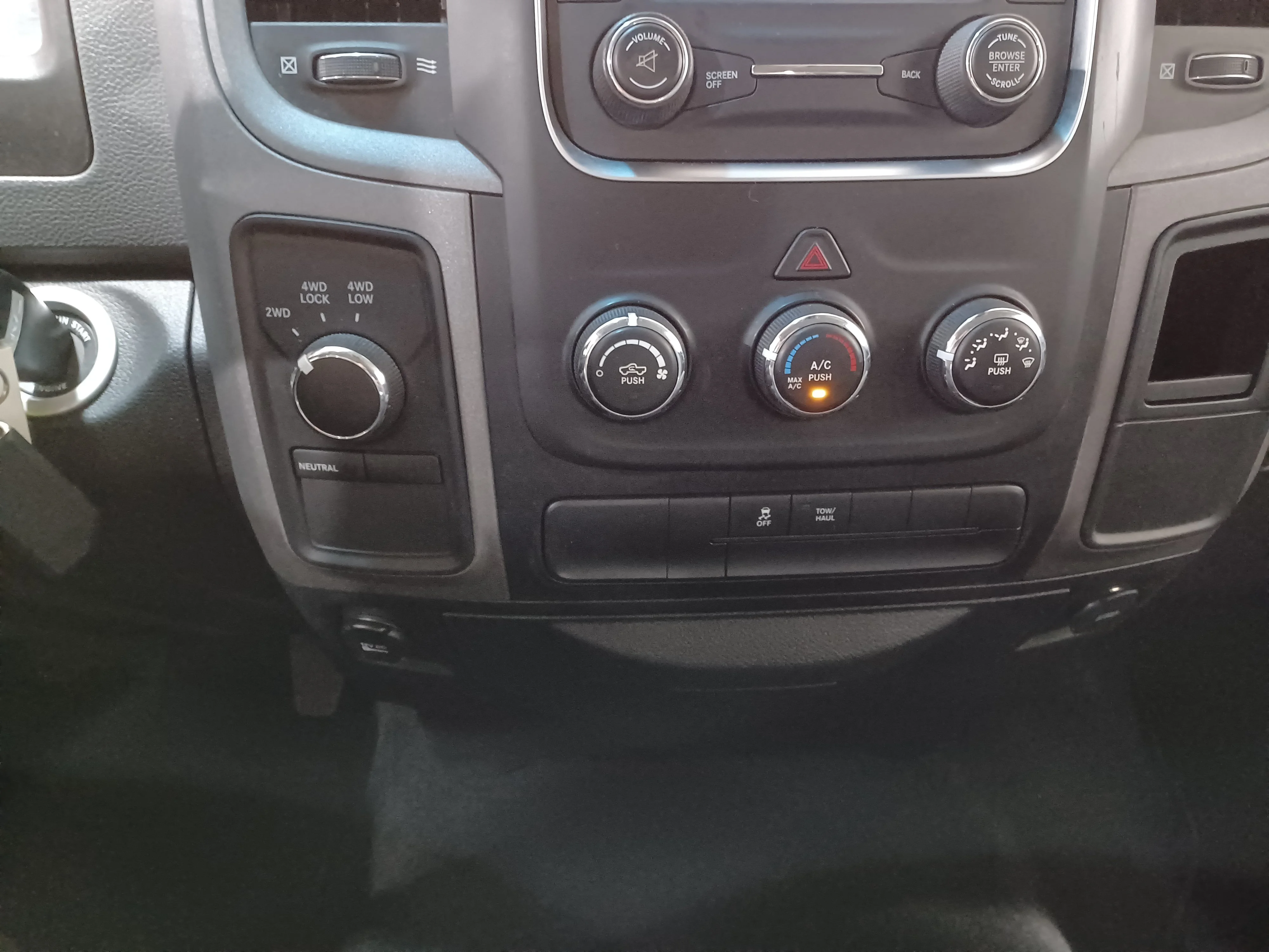Used 2017 Bright Silver Metallic Ram Express 4x4*Bright Silver Metallic | 5.7L HEMI | 6 Pass | Remote Start | Htd Mirrors | Tow Pkg image 16