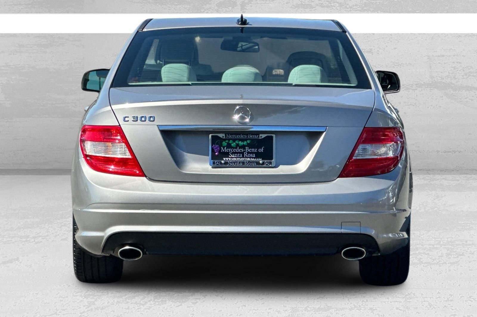Used 2009 Silver Mercedes-Benz C 300 image 5