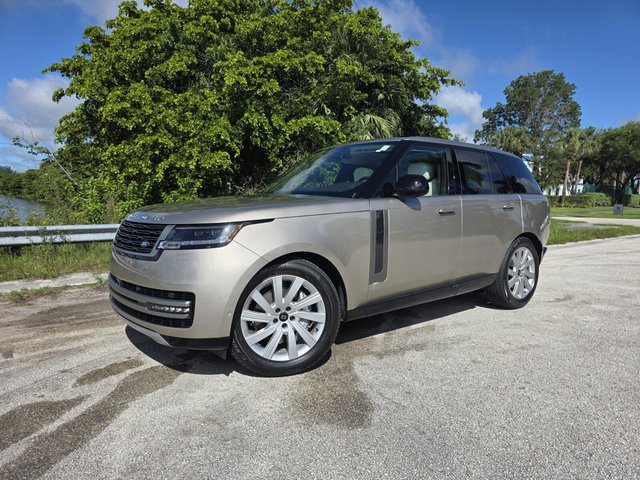 2027 LAND ROVER Range Rover SE