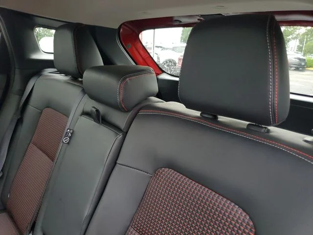 Used 2025 Red Nissan SR image 10