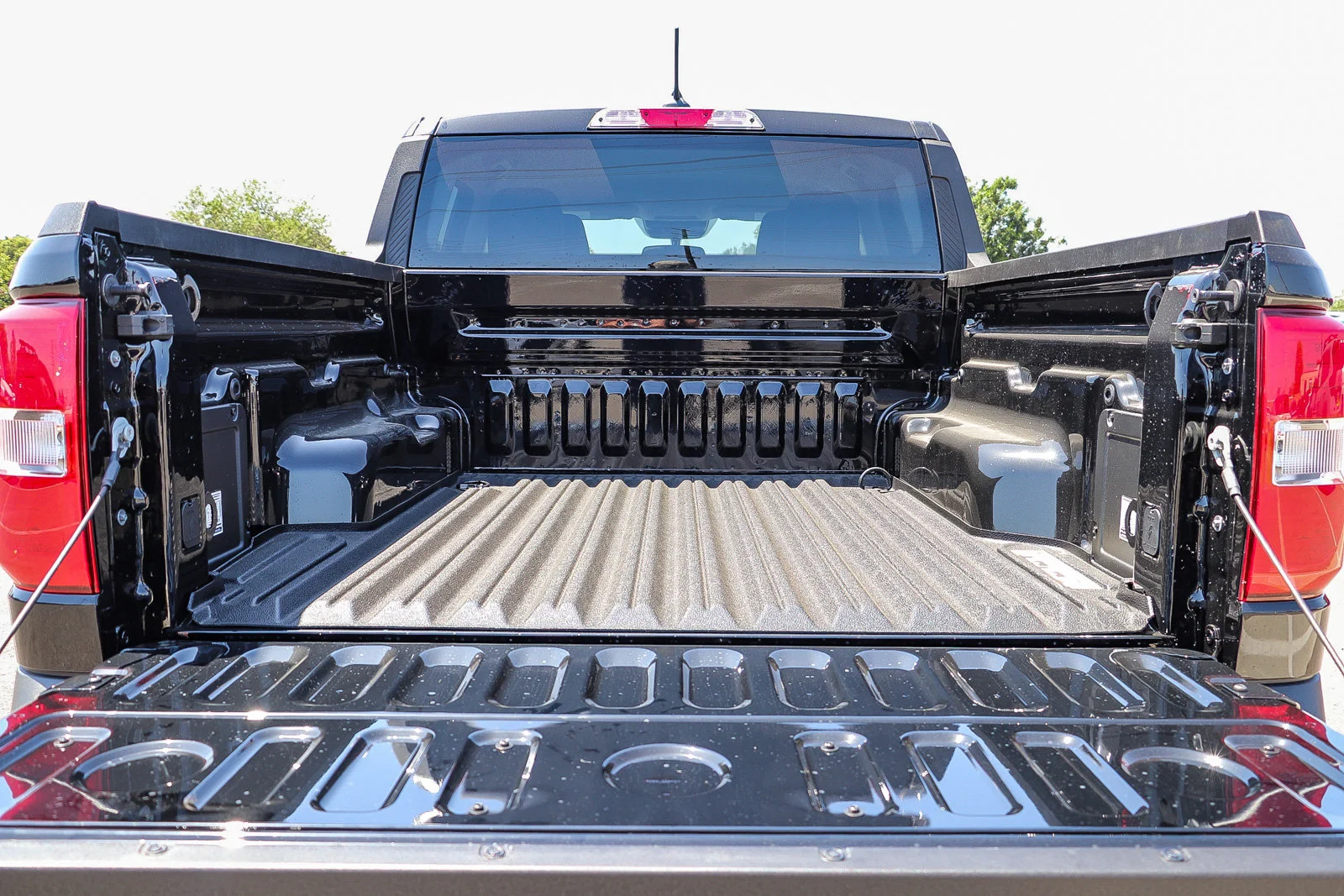 Used 2026  Ford XL image 31