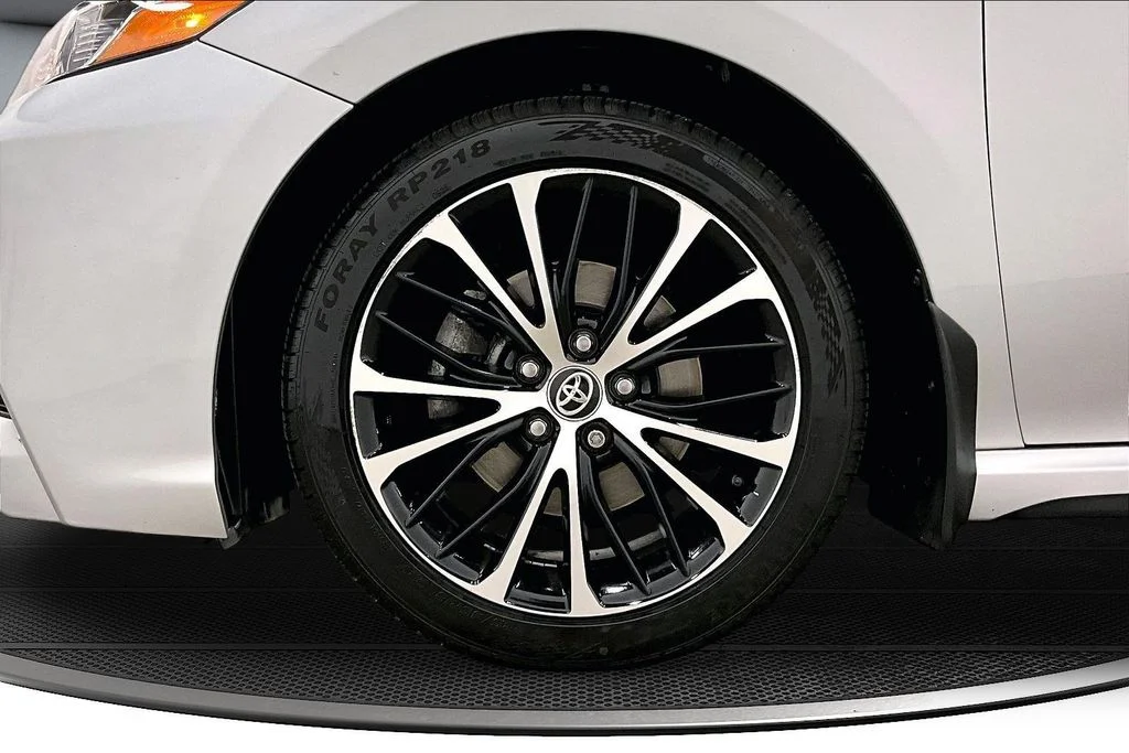 Used 2020 Silver Toyota SE image 32