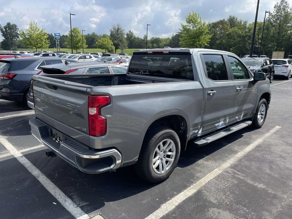 Used 2019 Satin Steel Metallic Chevrolet LT image 6