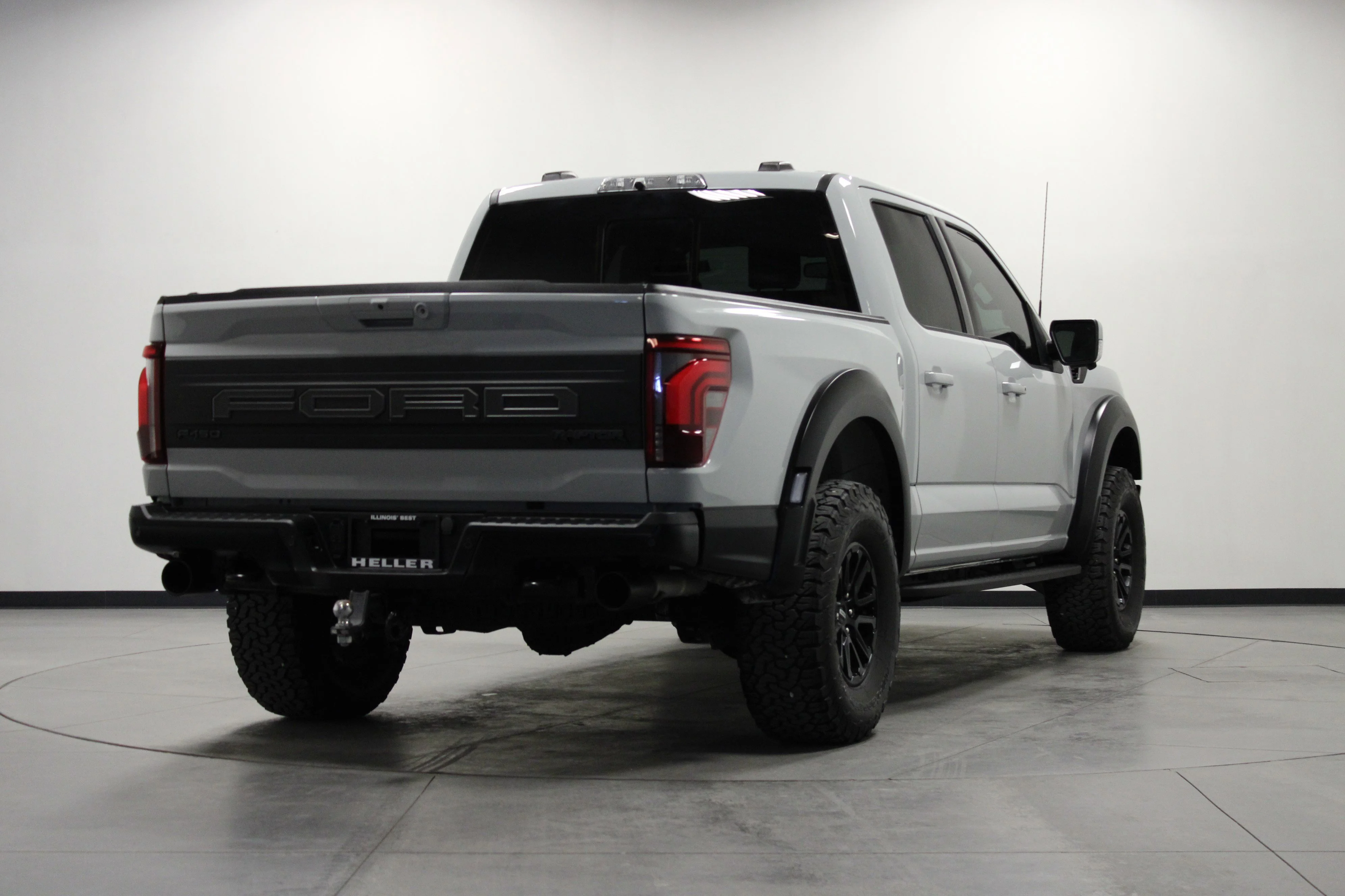 Used 2024 Avalanche Ford Raptor image 4