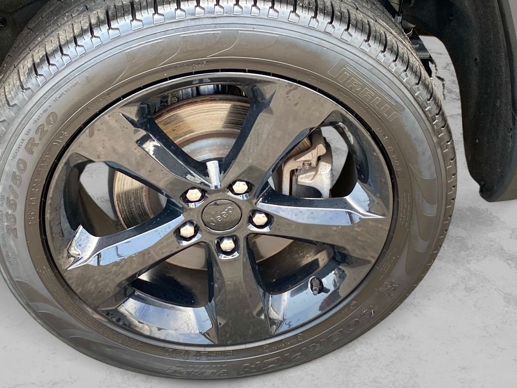 Used 2023 Black Jeep Limited image 30