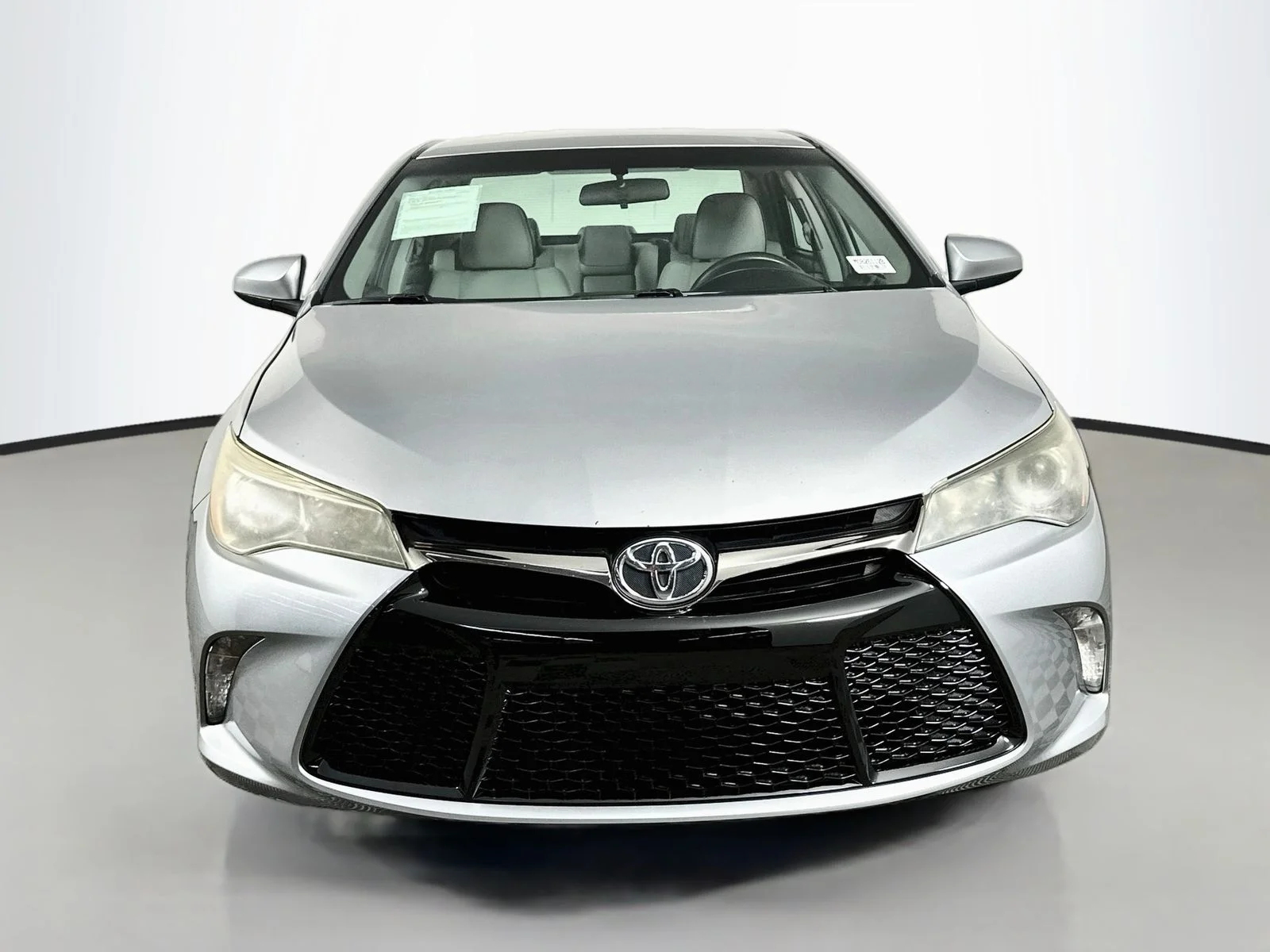 Used 2016 Toyota Camry Special Edition with VIN 4T1BF1FK8GU590873 for sale in Gladstone, OR