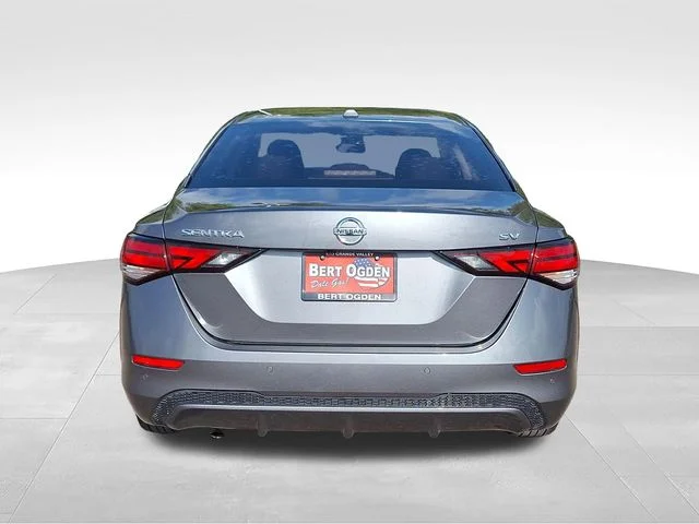 Used 2023 Gray Nissan SV image 6