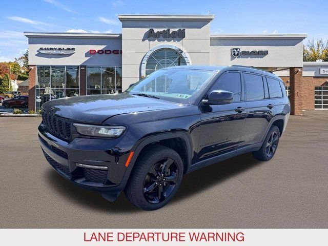 Certified Used 2024 Black Jeep Limited image 4