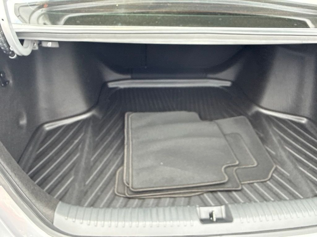 Used 2024  Honda EX image 27