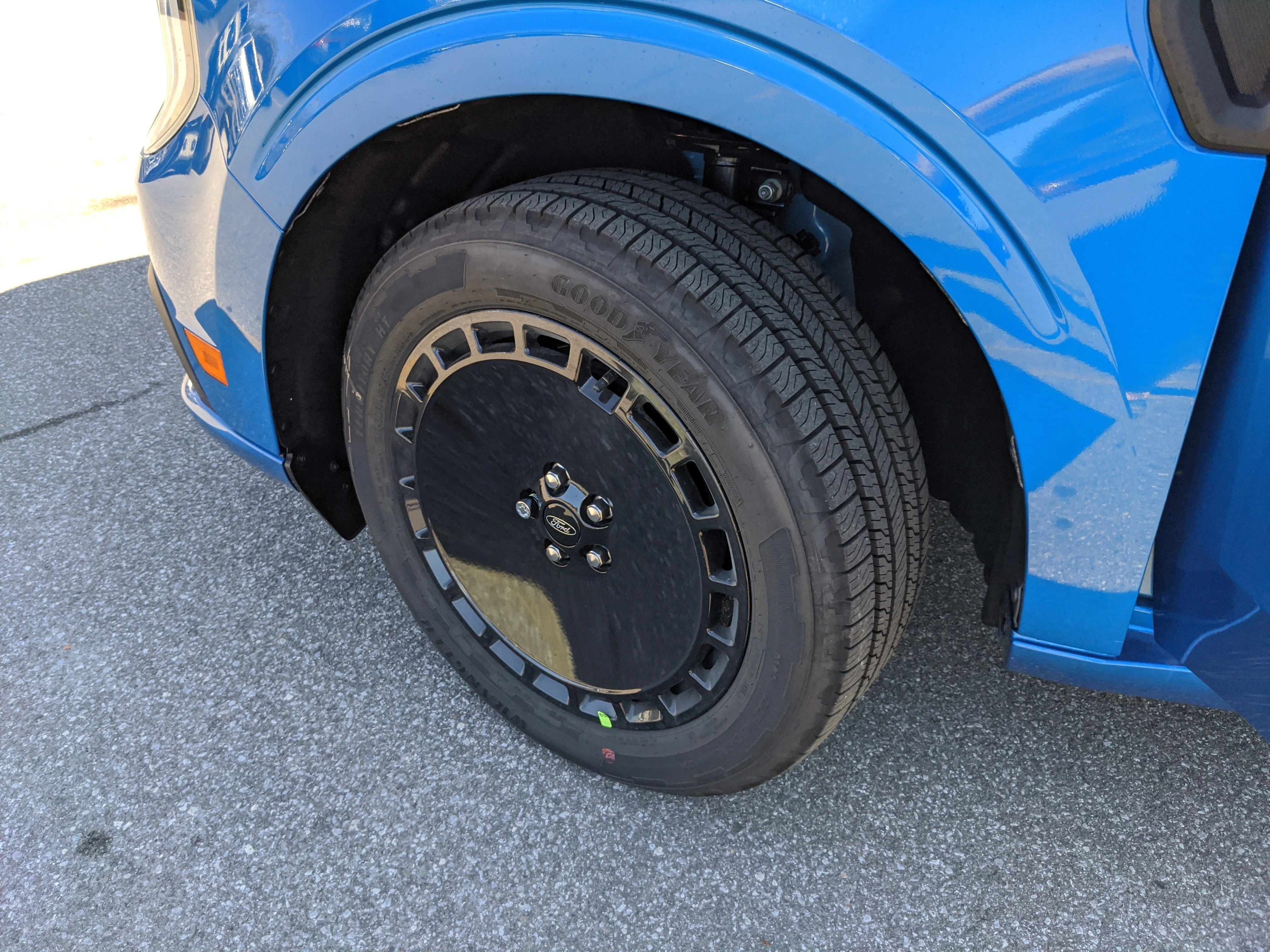 New 2026 Velocity Blue Ford Maverick Lobo™ image 34