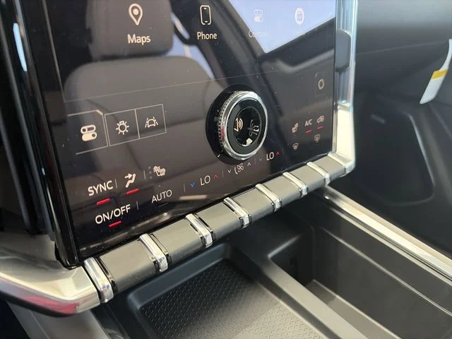 New 2026 White GMC Elevation image 21
