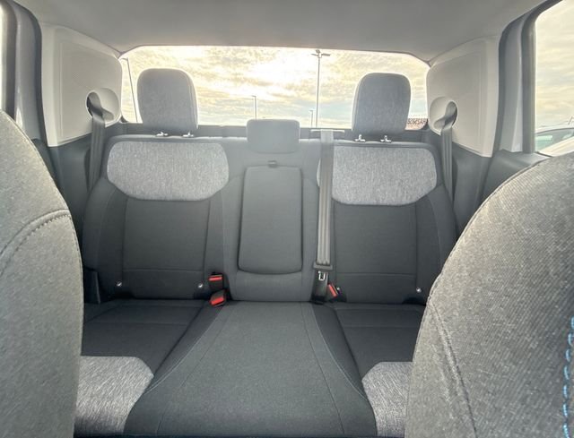 Used 2025 White Ford XLT image 14