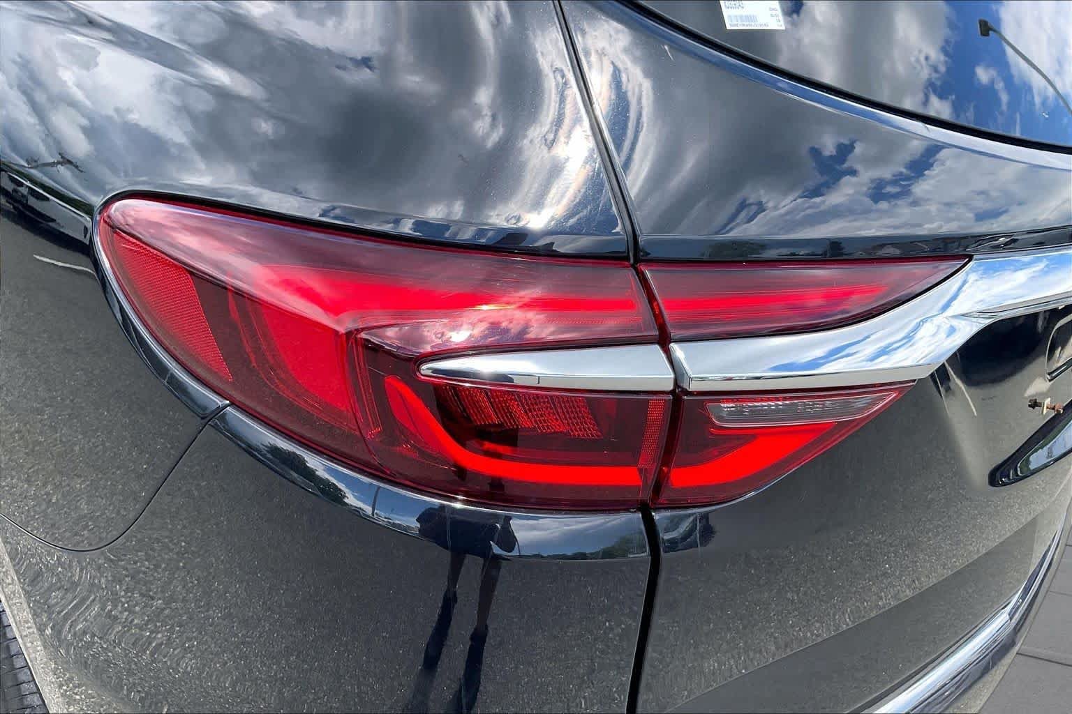 Used 2019 Ebony Twilight Metallic Buick Essence image 27