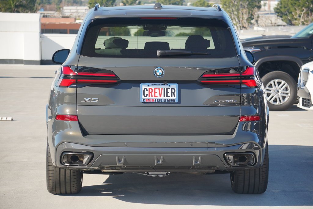 Used 2026 Dravit Gray Metallic BMW xDrive50e image 7