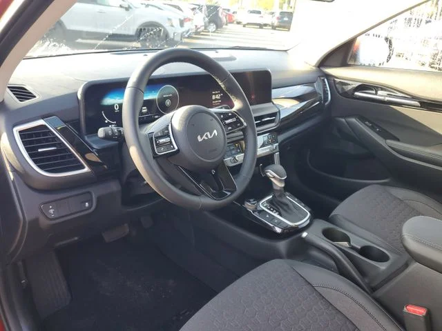 2025 Kia Seltos X-Line - Photo 7