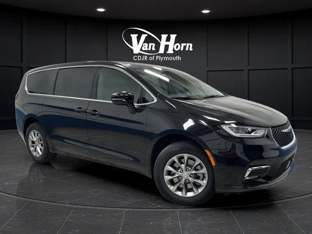 2026 Chrysler Pacifica Select AWD's photo