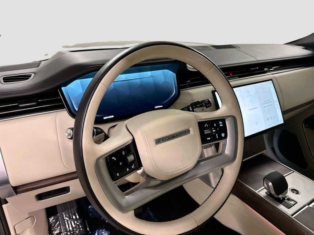 Used 2025 Santorini Black Metallic Land Rover Autobiography image 4