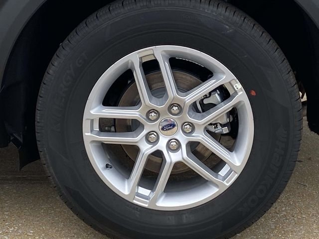 New 2026 Carbonized Gray Metallic Ford Active image 8