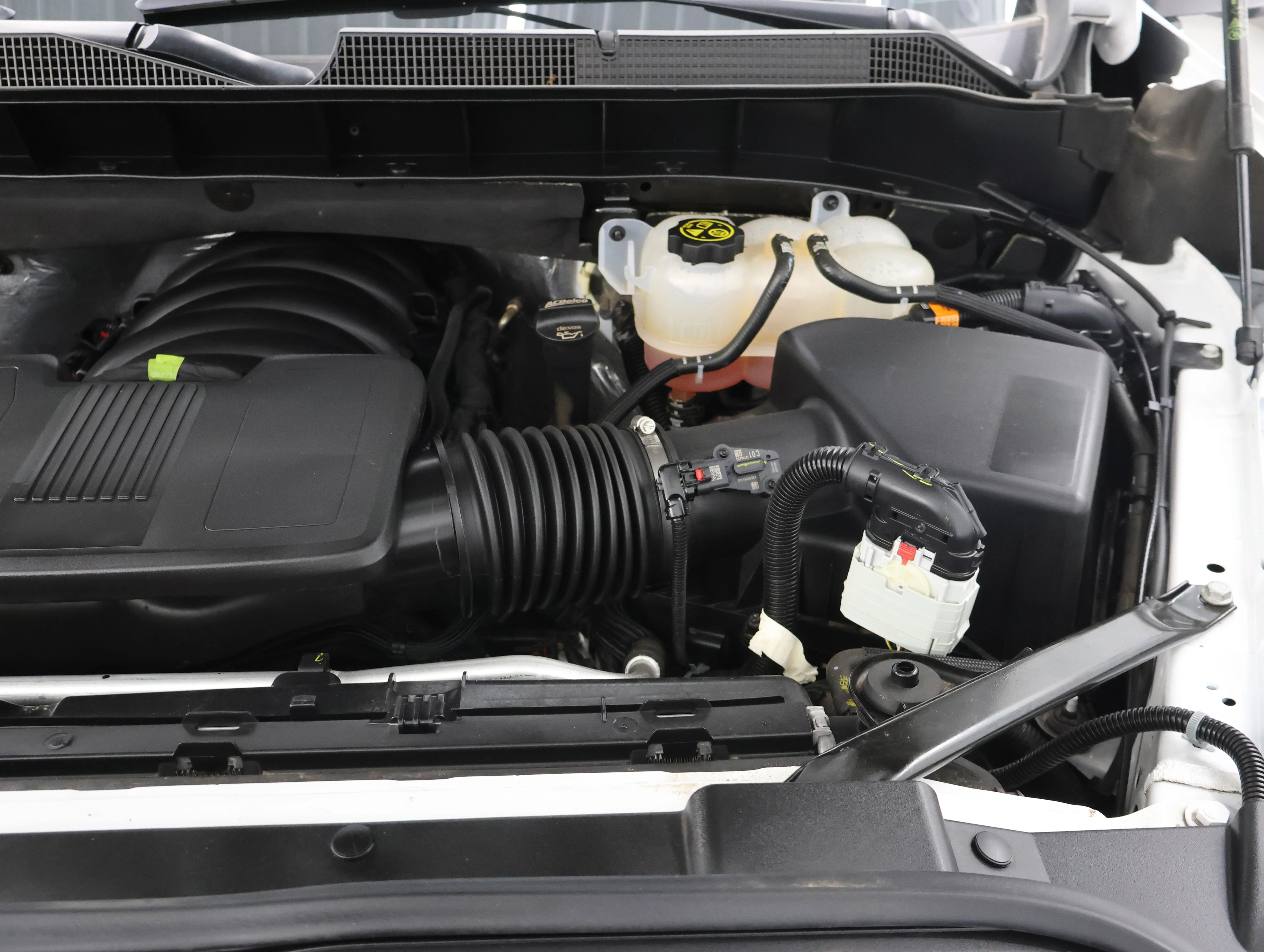Used 2023 Summit White Chevrolet RST image 16