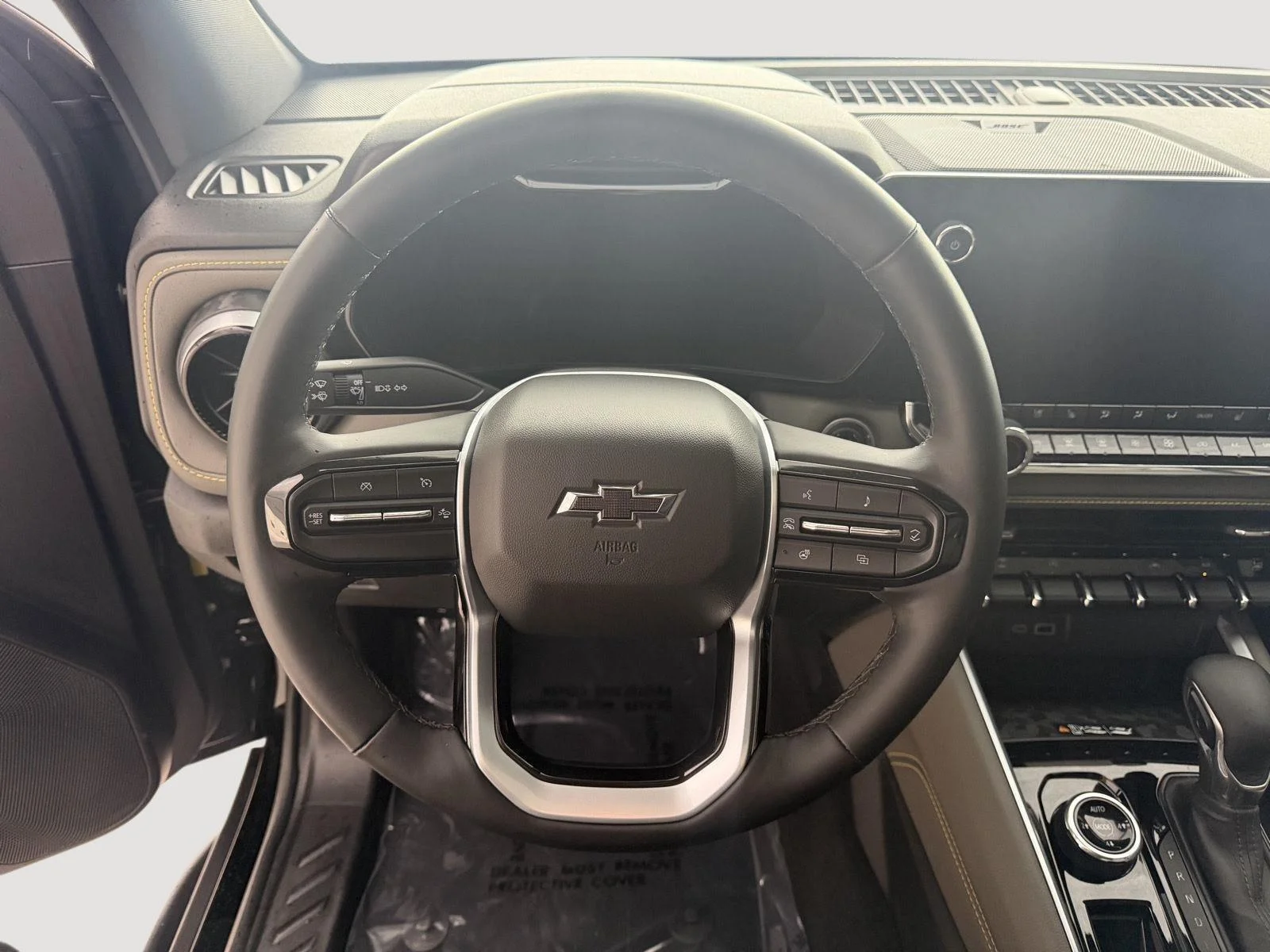 2024 Chevrolet Colorado ZR2 - Photo 13