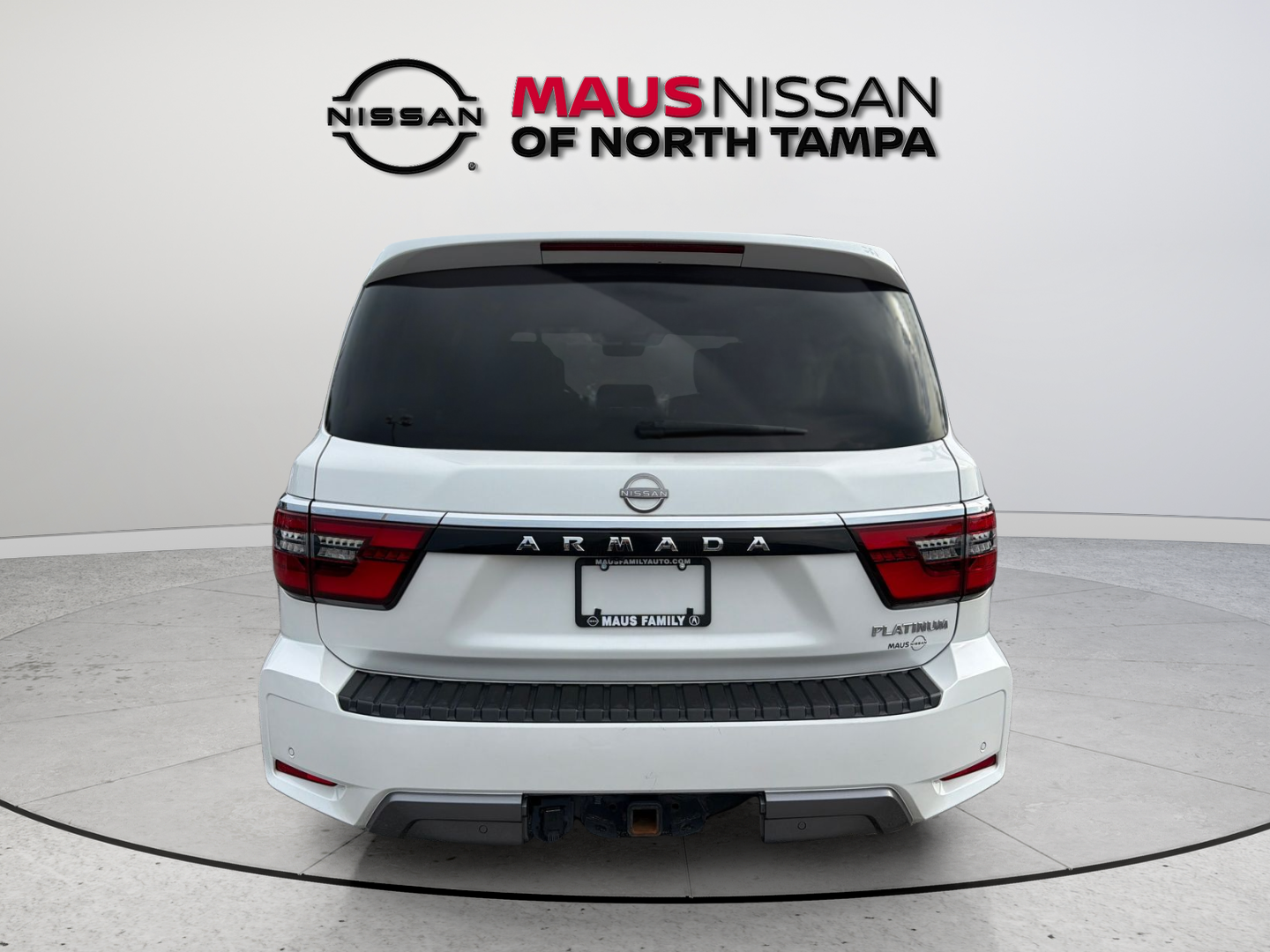 Used 2022 White Nissan Platinum image 7