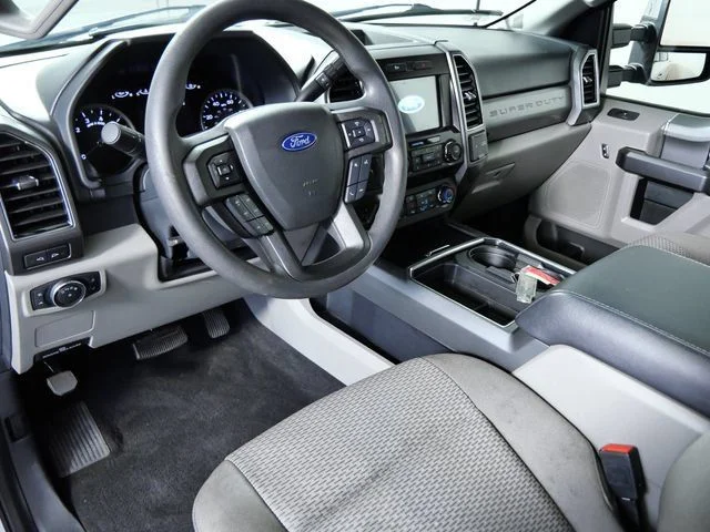 Certified Used 2022 White Ford XLT image 3