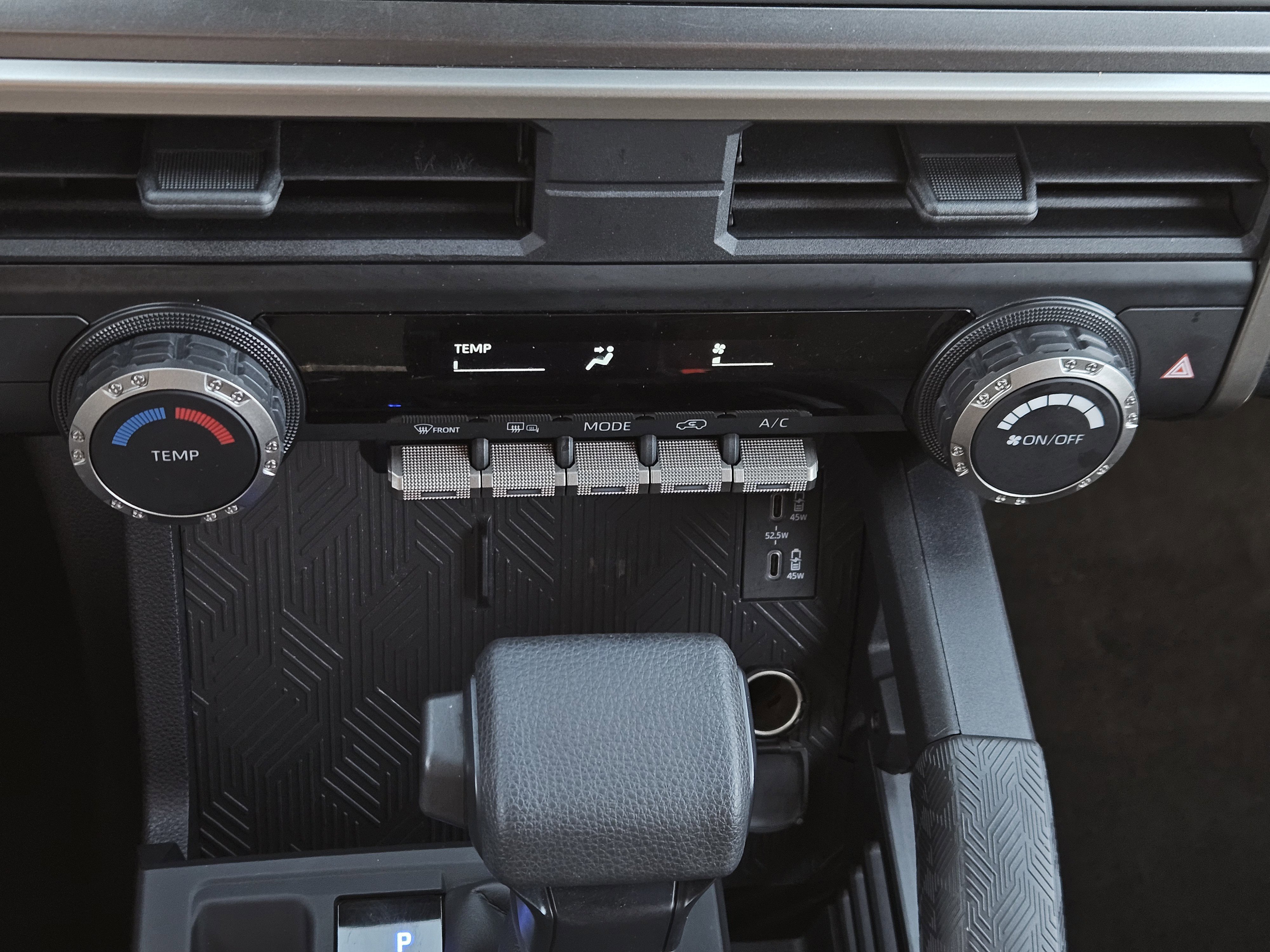 Used 2025 Underground Toyota SR5 image 20