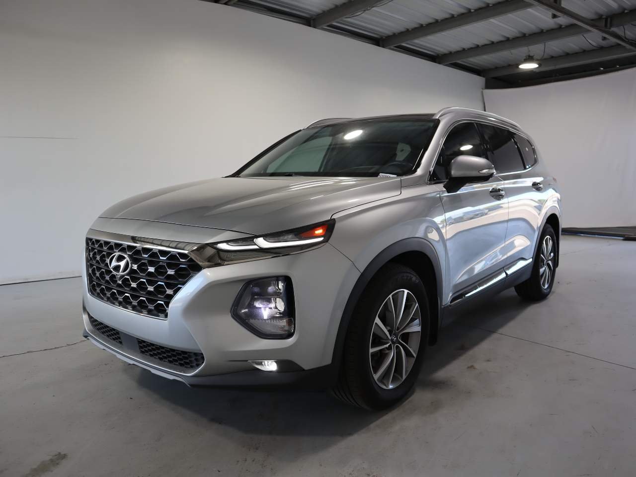 Used 2020 Shimmering Silver Hyundai Limited image 1