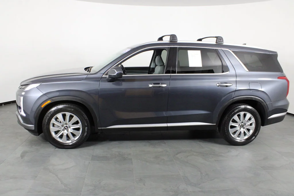 Used 2024 Gray Hyundai SEL image 14