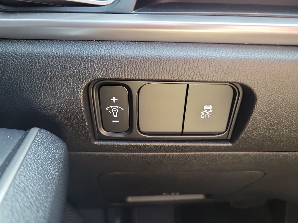New 2026 White Kia LX image 24