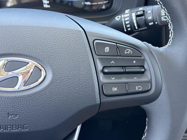 New 2026 Lunar White w/Black Roof Hyundai SEL w/Two-Tone Roof image 20