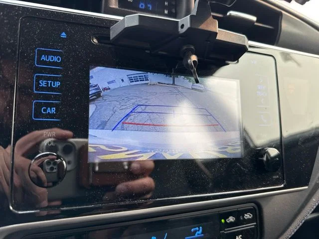 Used 2019 Silver Toyota SE image 37
