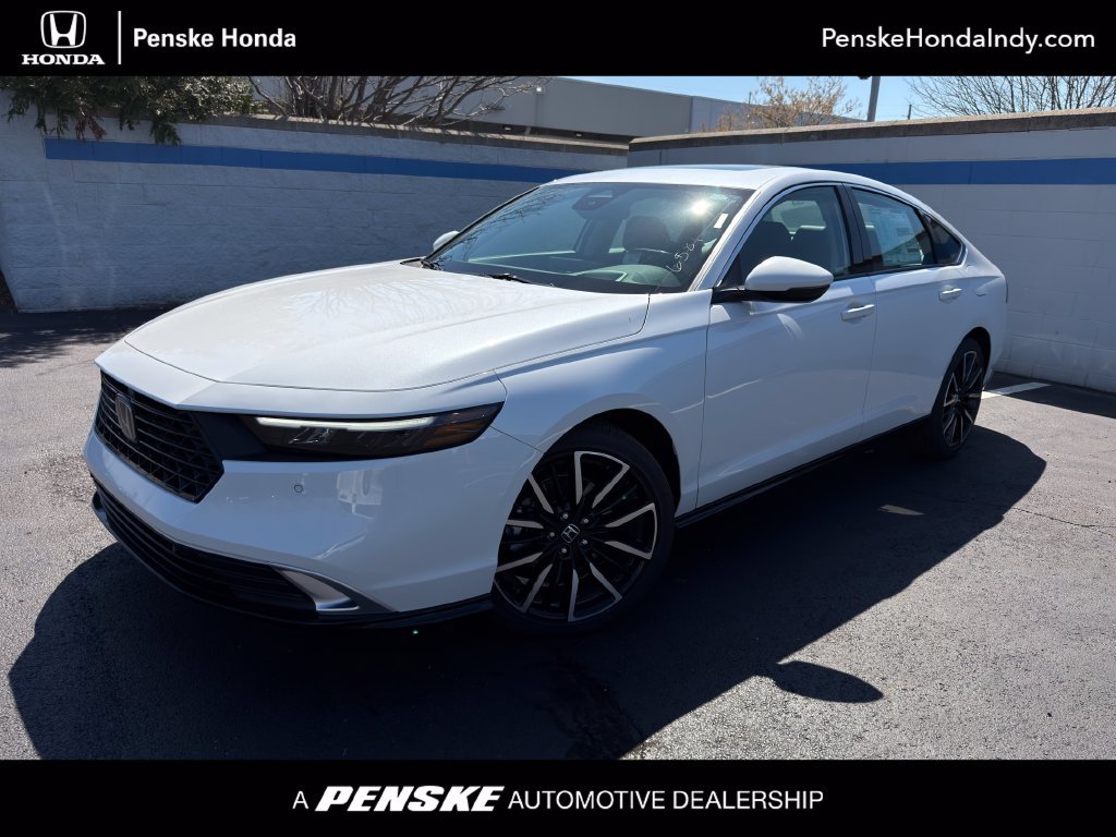 New 2026 Platinum White Pearl Honda Touring image 1