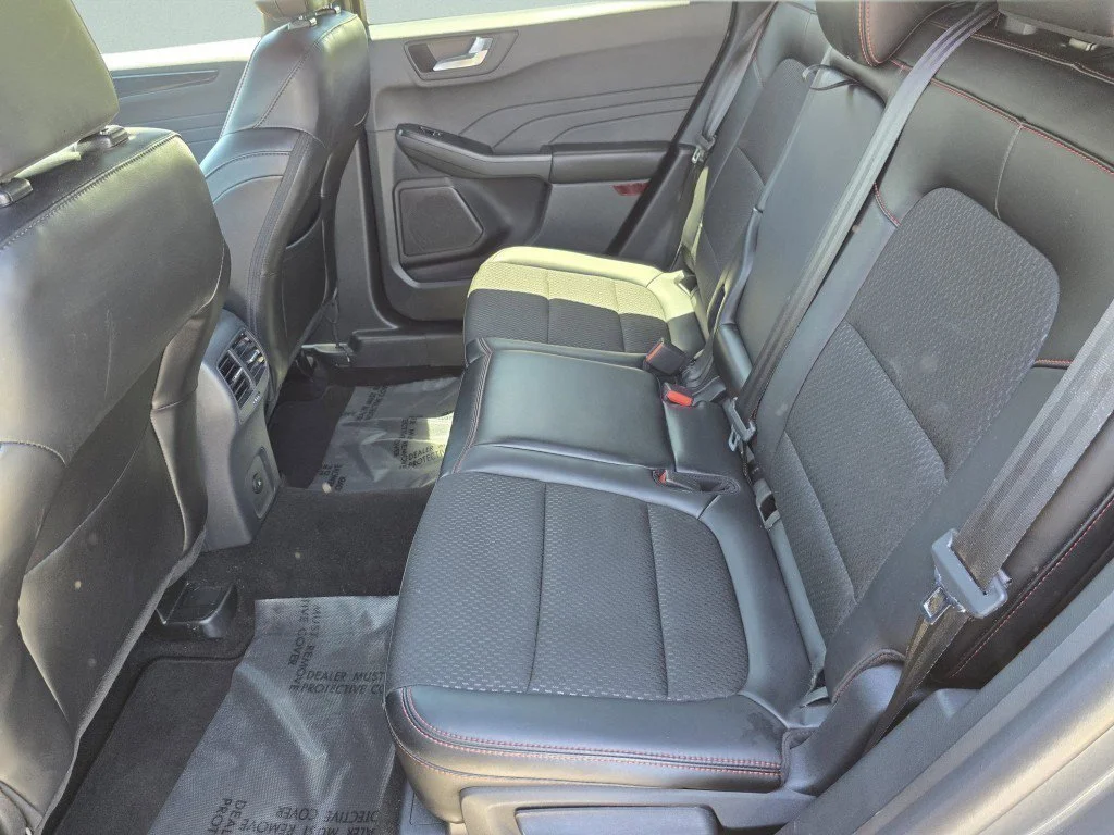 Used 2025 Gray Metallic Ford ST-Line image 28