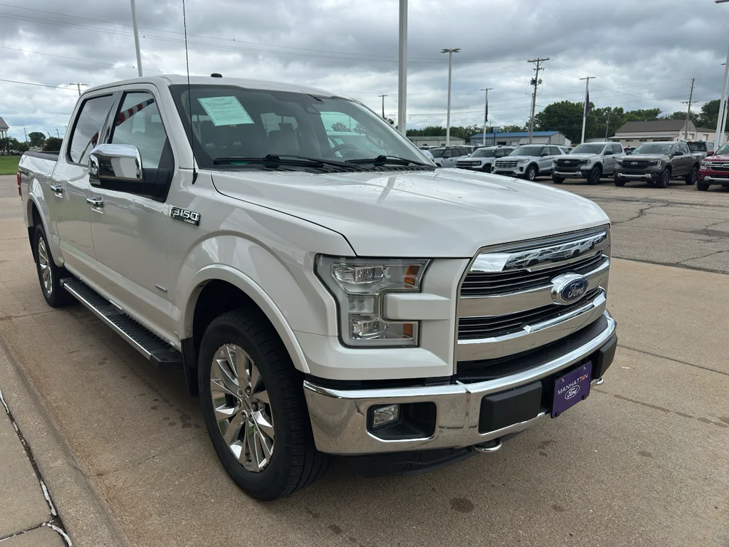 Used 2016 White Platinum Metallic Tri-Coat Ford Lariat image 7