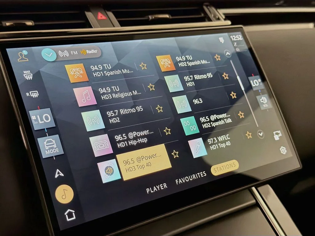 New 2026 Varesine Blue Land Rover S image 15