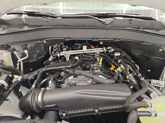 New 2026 Star White Metallic Tri-Coat Ford Active image 43
