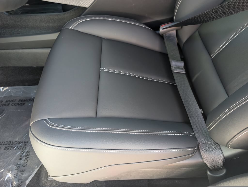 2027 Cadillac OPTIQ Sport - Photo 11