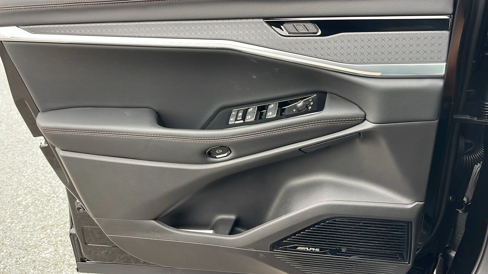 2025 Jeep Wagoneer S Limited - Photo 29