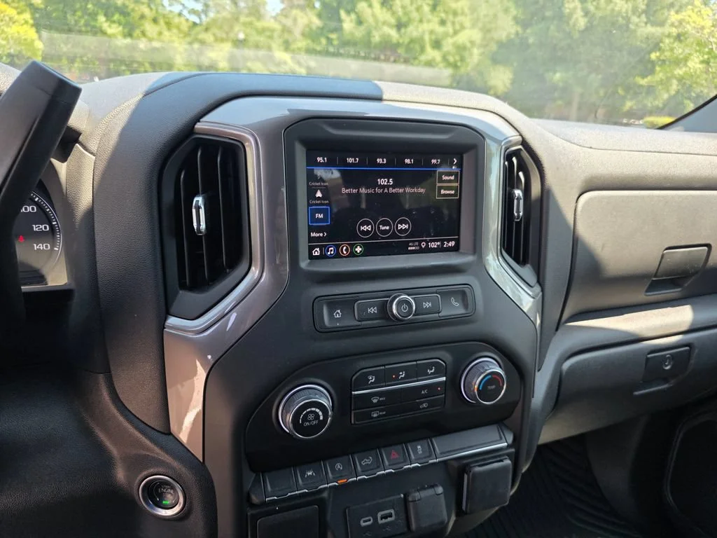 Used 2025 Riptide Blue Metallic Chevrolet Custom image 18