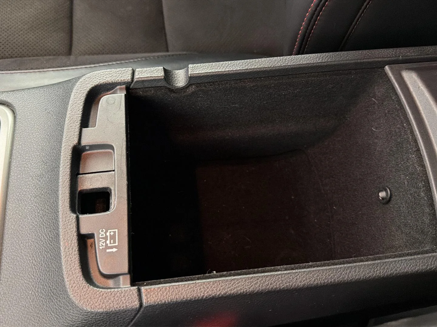 Used 2019 Bright White Clearcoat Jeep Trailhawk image 41