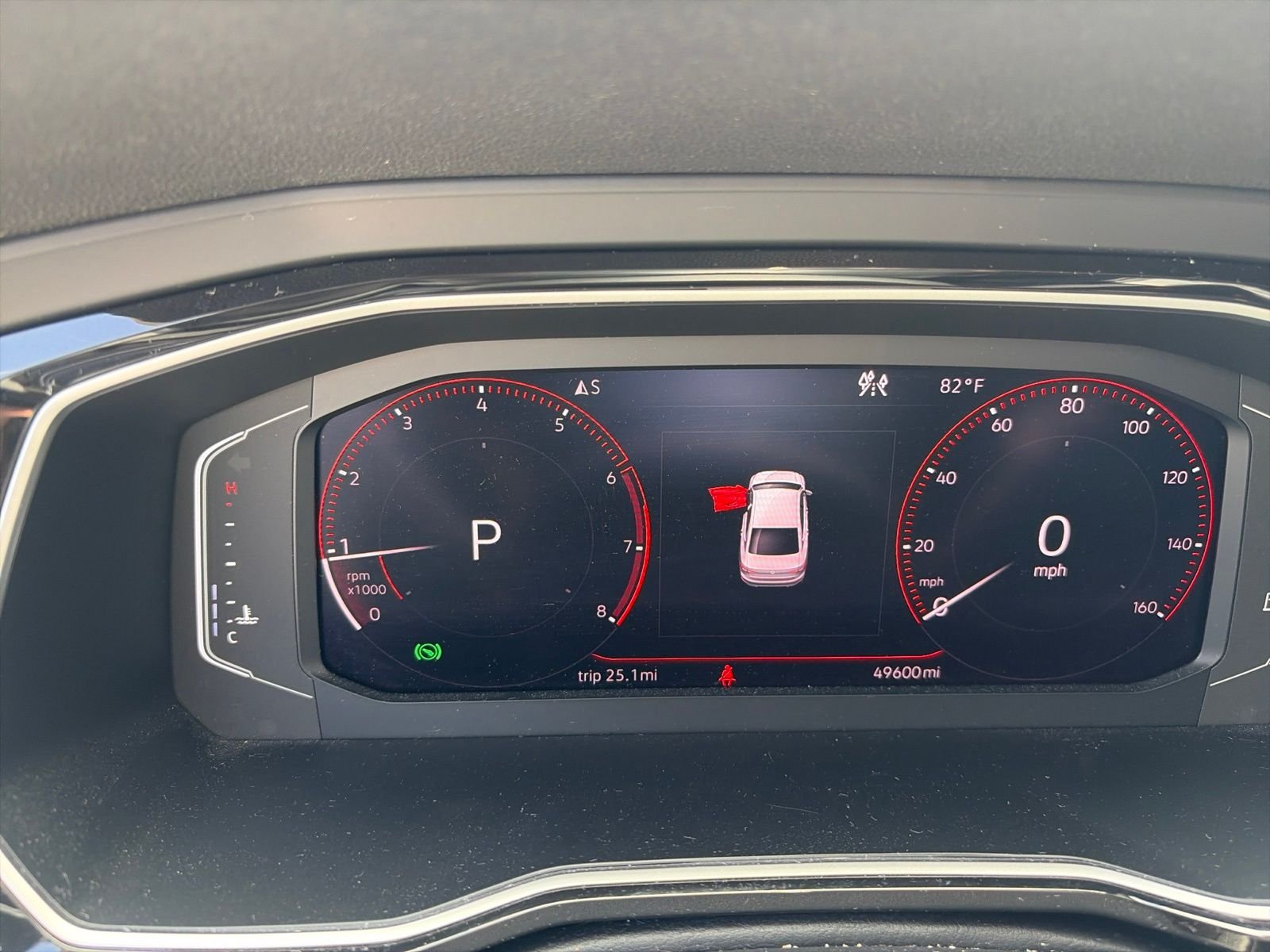 Certified Used 2019 Pure White Volkswagen SEL image 6