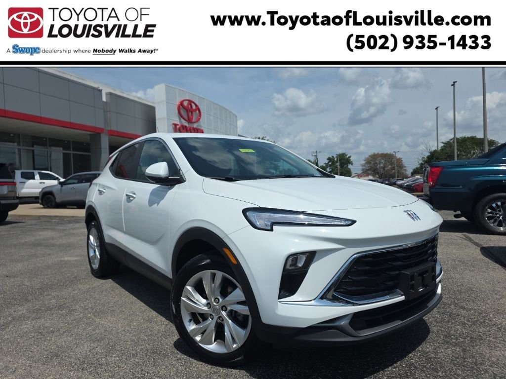 Used 2025 White Buick Preferred image 1