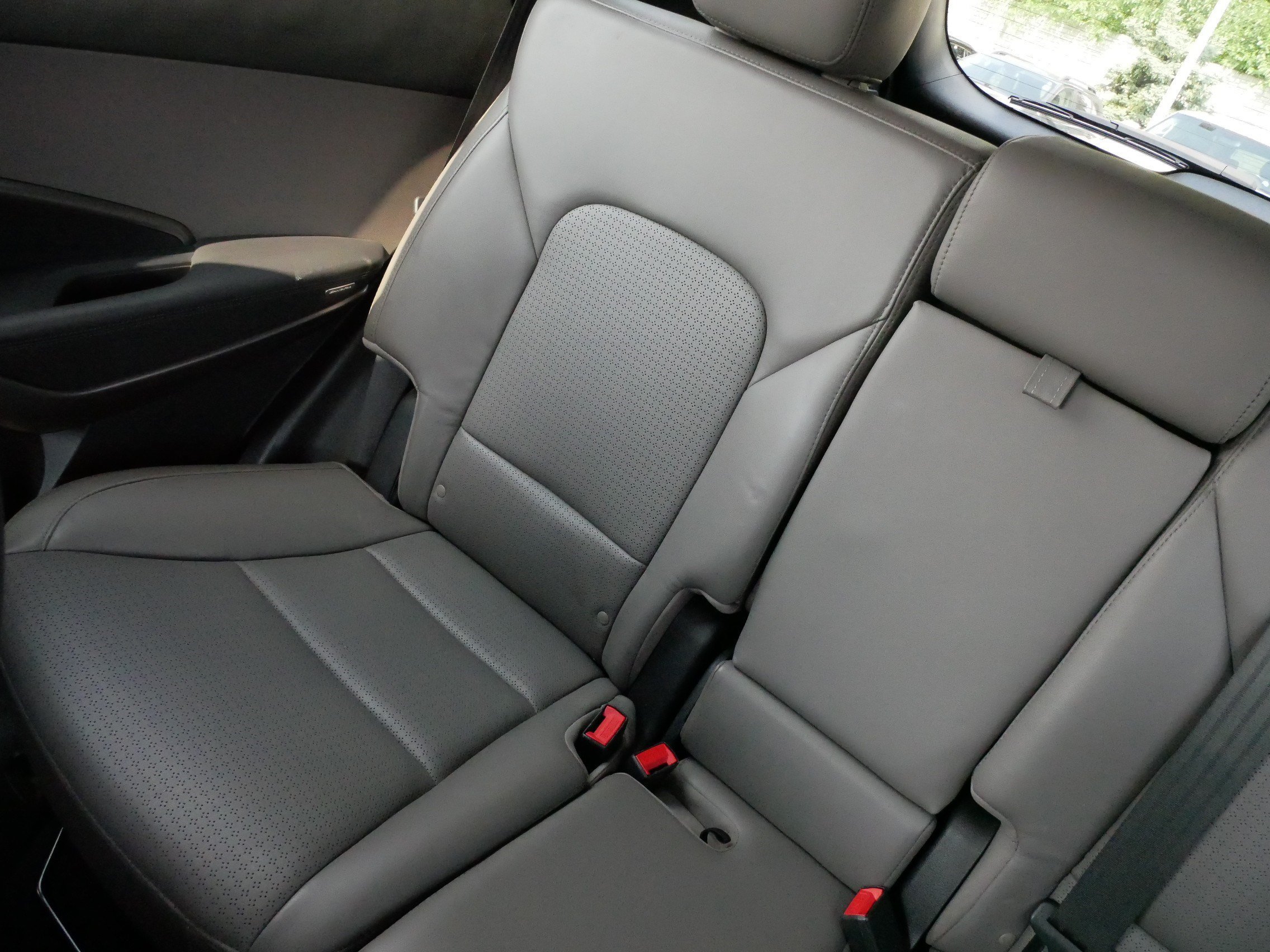 Used 2013 Mineral Gray Hyundai 2.0T Sport image 12