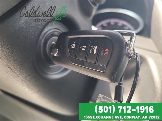 2024 Toyota Camry LE - Photo 28