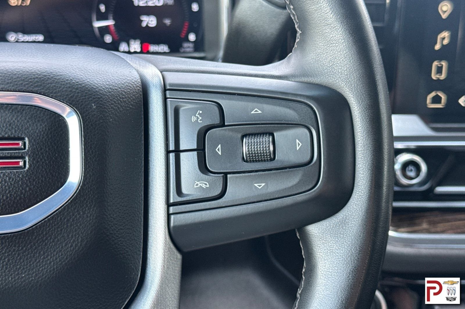 Used 2024 Gray GMC SLE image 26